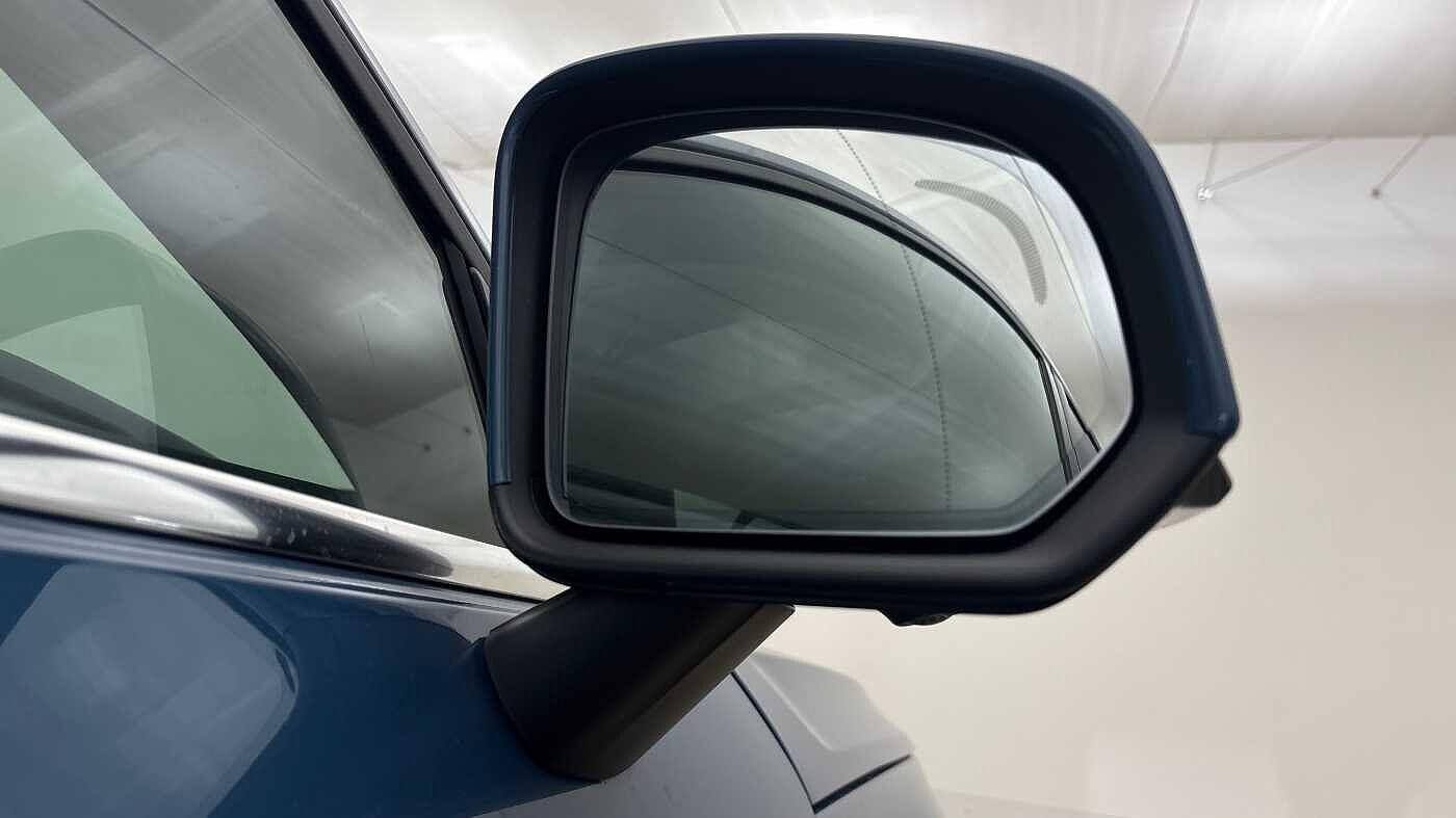 Used Volvo XC40 2025 for sale - 76314750: Photo 21