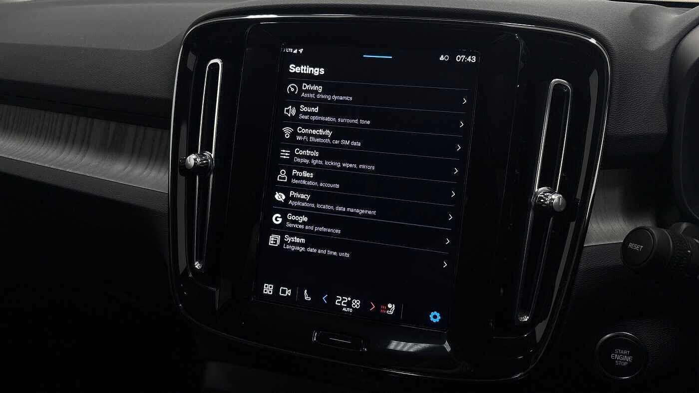 Used Volvo XC40 2025 for sale - 76314750: Photo 35