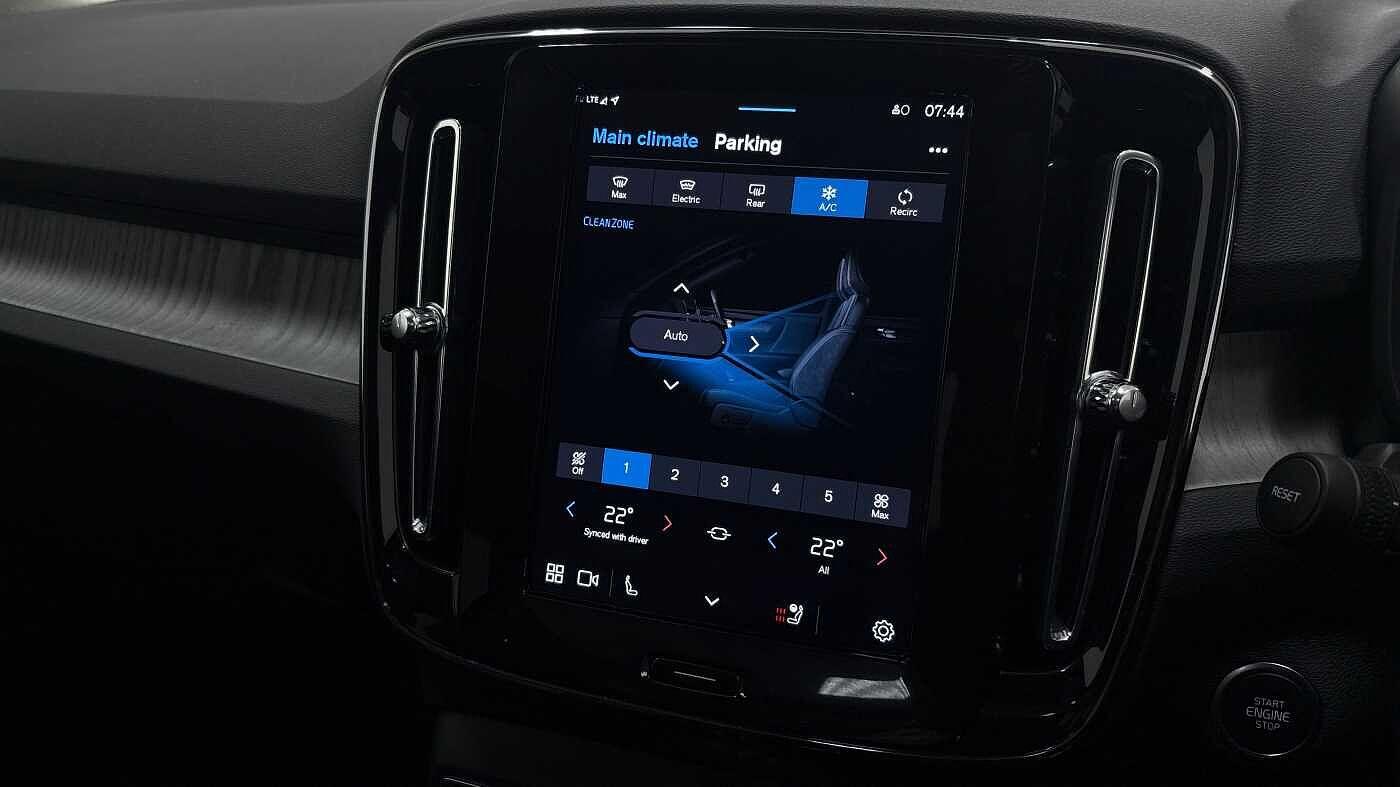 Used Volvo XC40 2025 for sale - 76314750: Photo 39