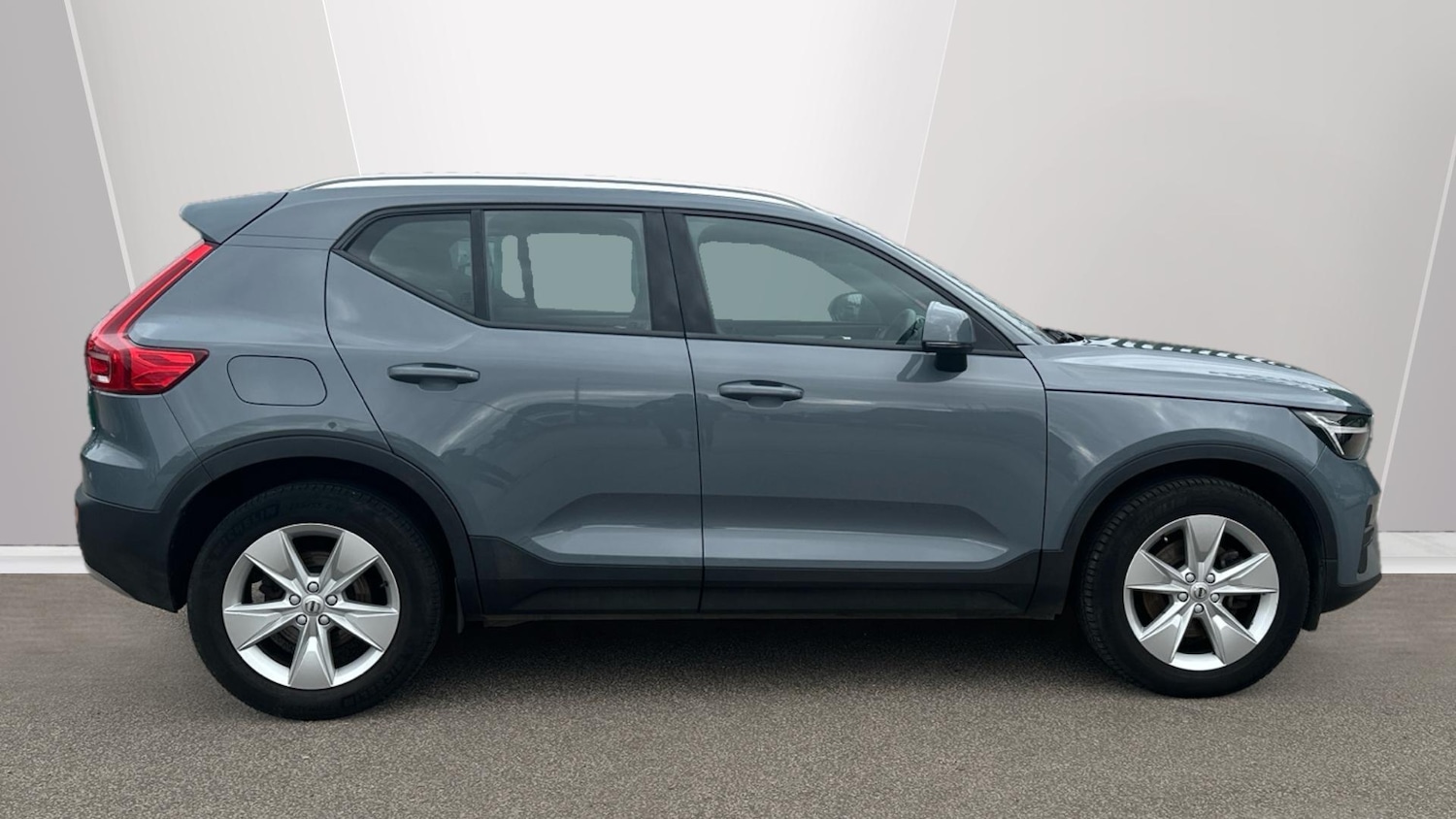 Used Volvo XC40 2022 for sale - 77673114: Photo 3