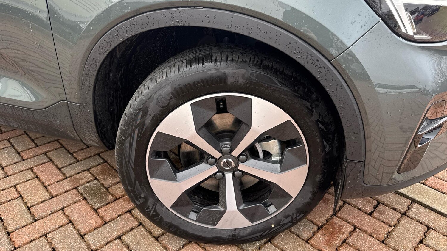 Used Volvo XC40 2026 for sale - 77724250: Photo 15