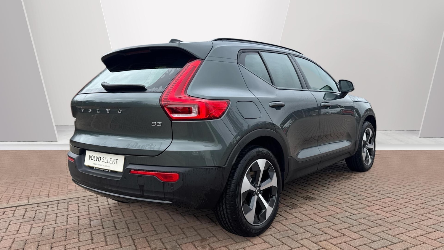 Used Volvo XC40 2026 for sale - 77724250: Photo 2