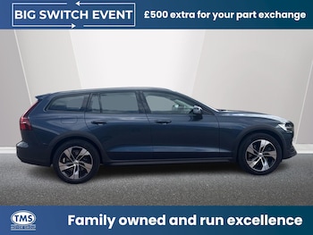 Used Volvo V60 Cross Country 2019 for sale - 78375740: Photo
