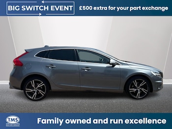 Used Volvo V40 2019 for sale - 78958314: Photo