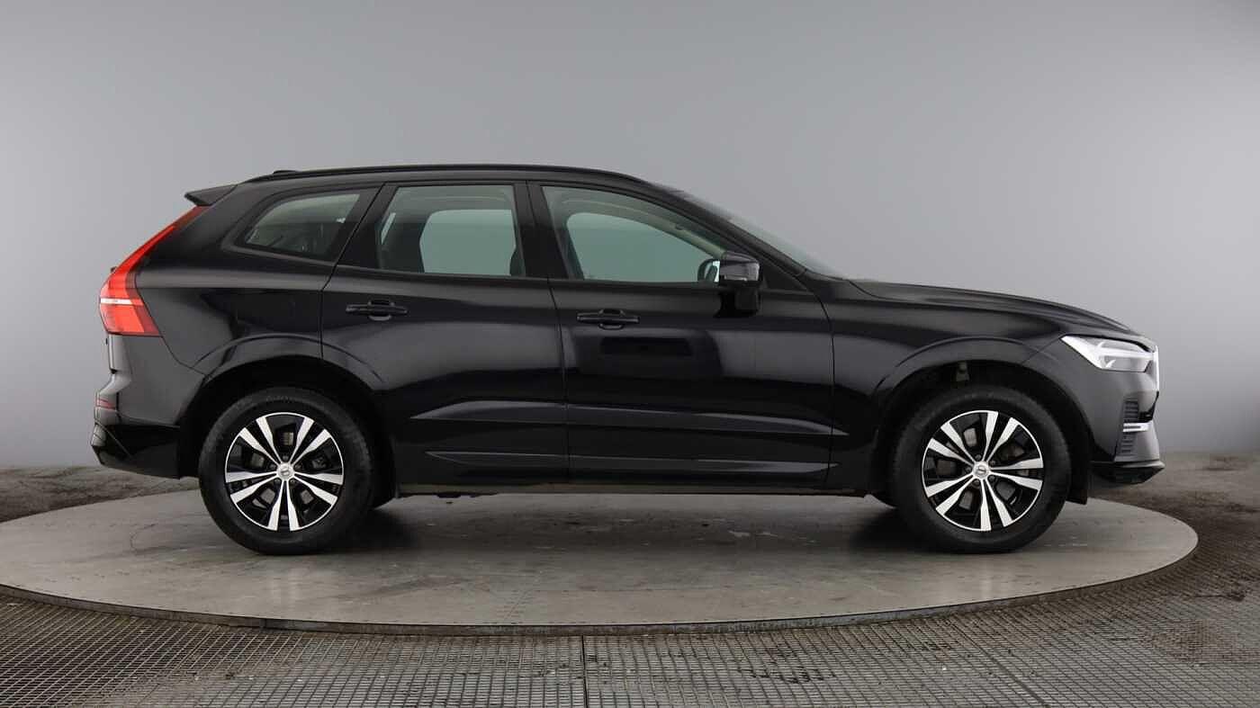 Used Volvo XC60 2023 for sale - 78046946: Photo 2