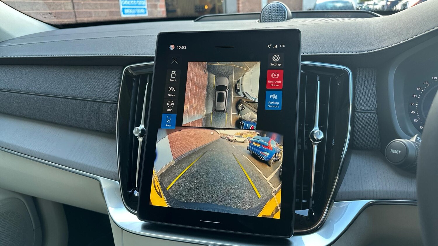 Used Volvo XC90 2025 for sale - 77673086: Photo 17