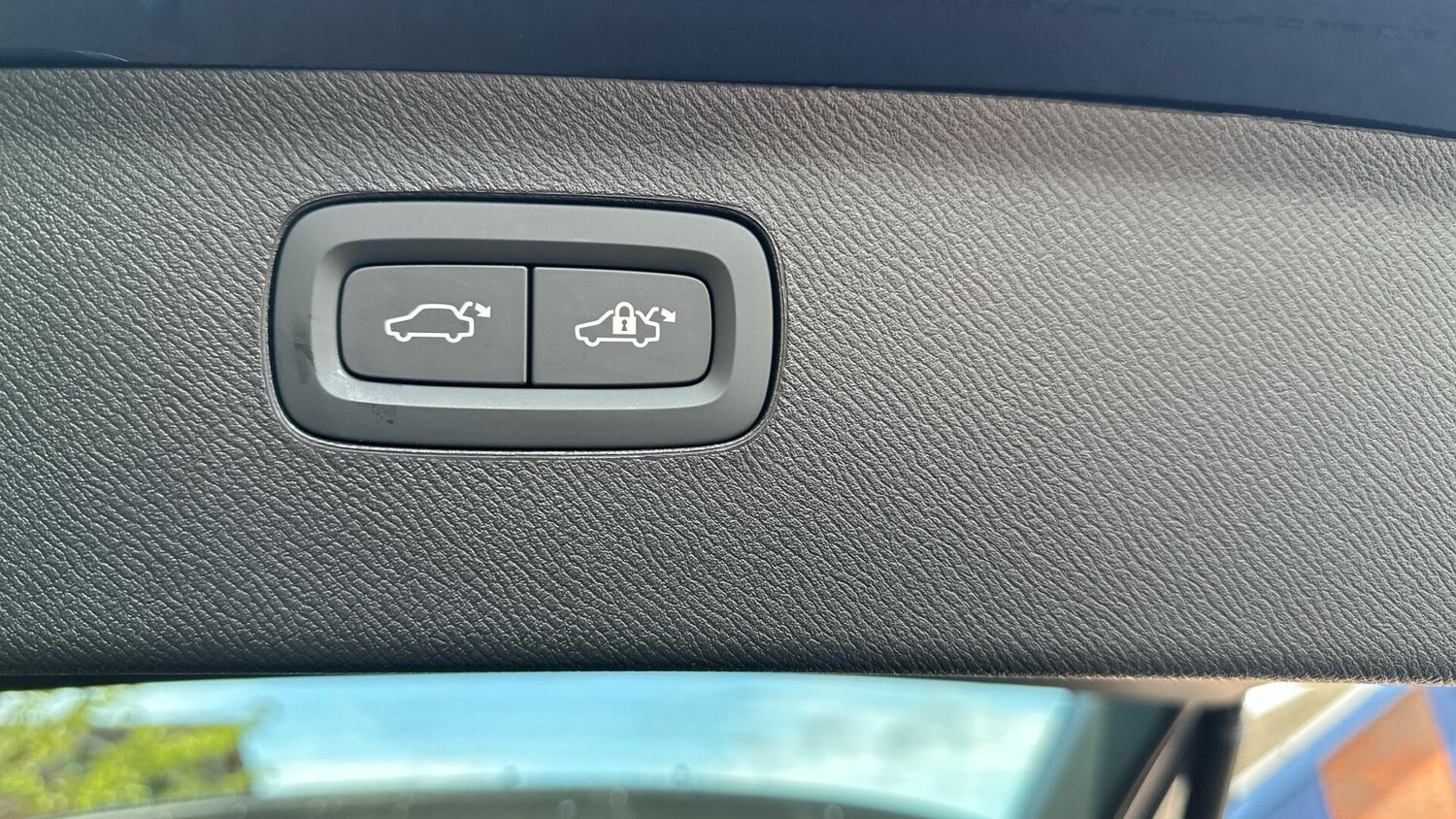 Used Volvo XC90 2025 for sale - 77673086: Photo 32