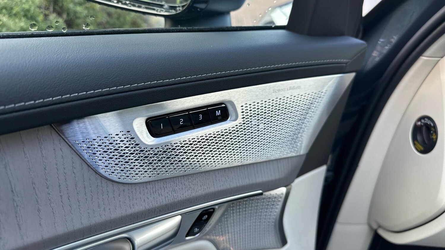 Used Volvo XC90 2025 for sale - 77673086: Photo 40