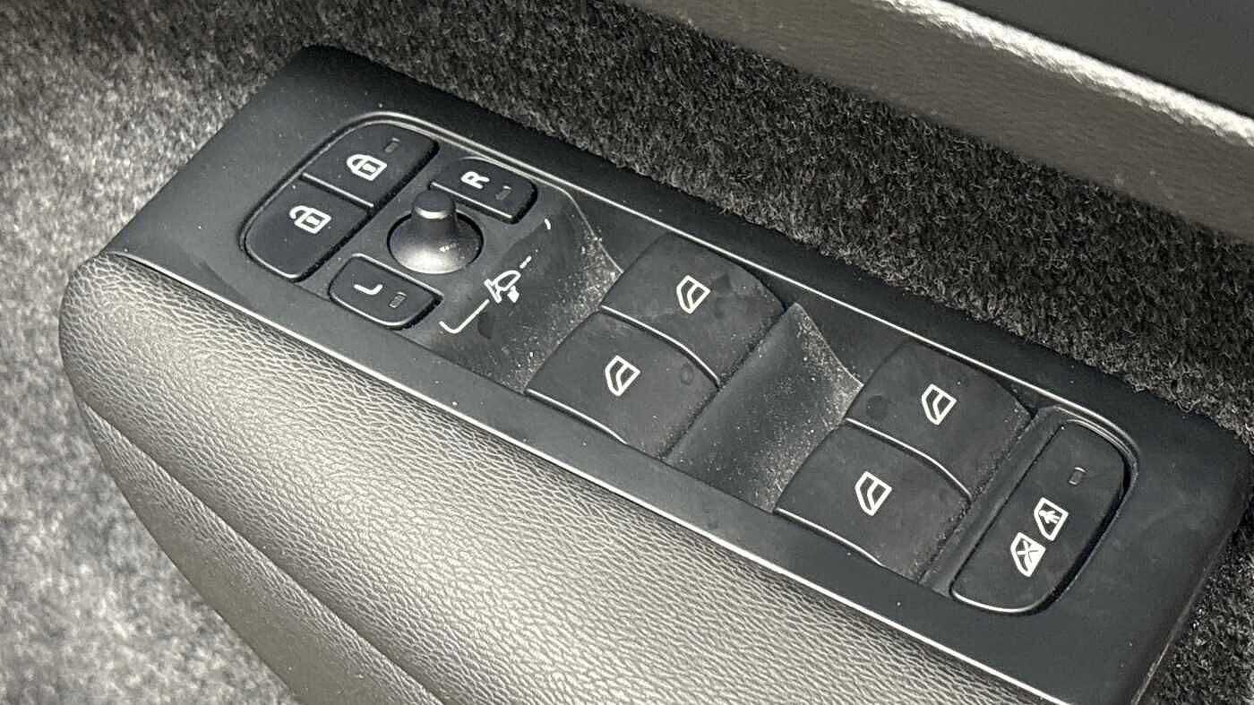 Used Volvo XC40 2023 for sale - 77673044: Photo 25