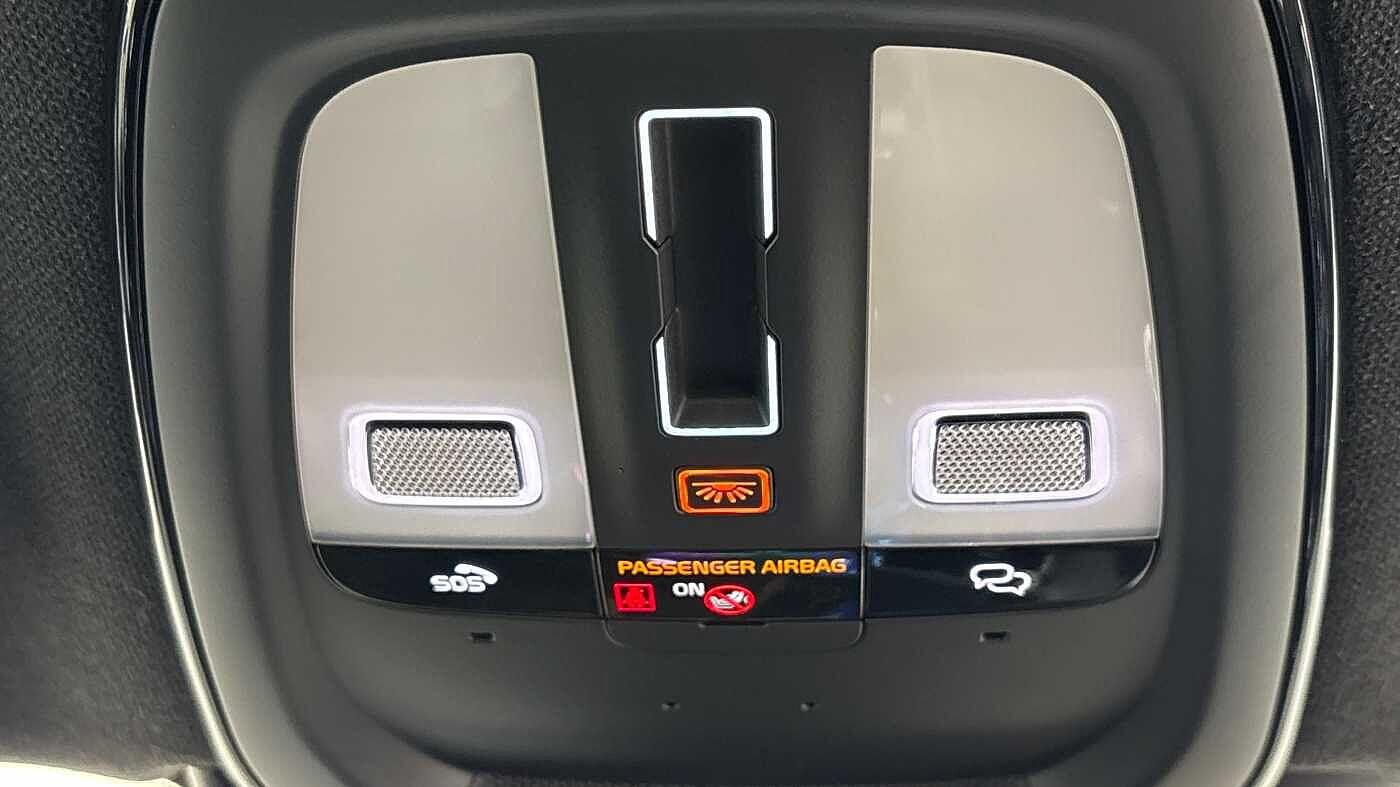 Used Volvo XC40 2023 for sale - 77673044: Photo 33