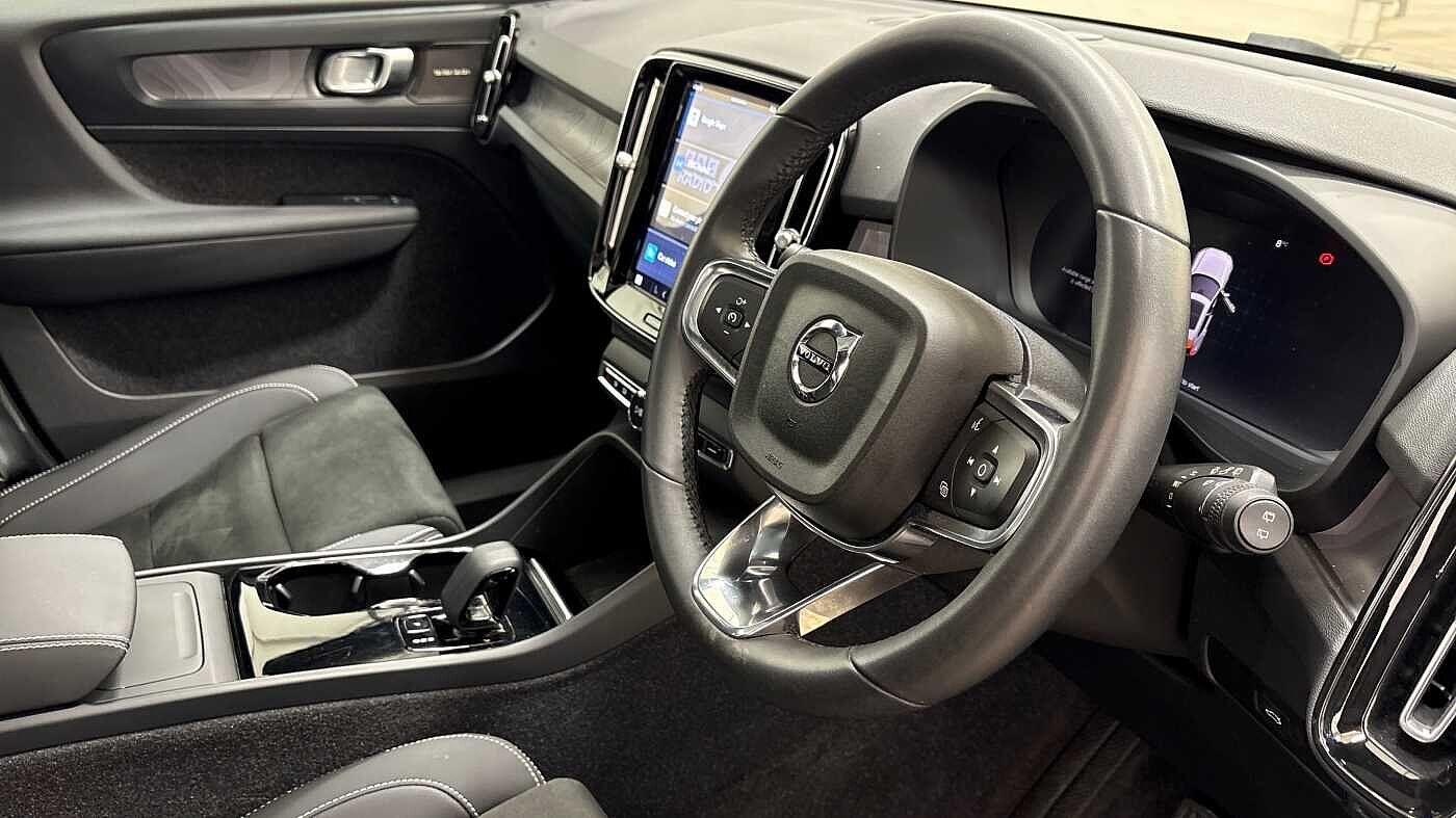 Used Volvo XC40 2023 for sale - 77673044: Photo 9