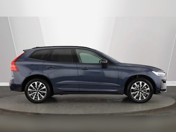 Used Volvo XC60 2023 for sale - 78047540: Photo