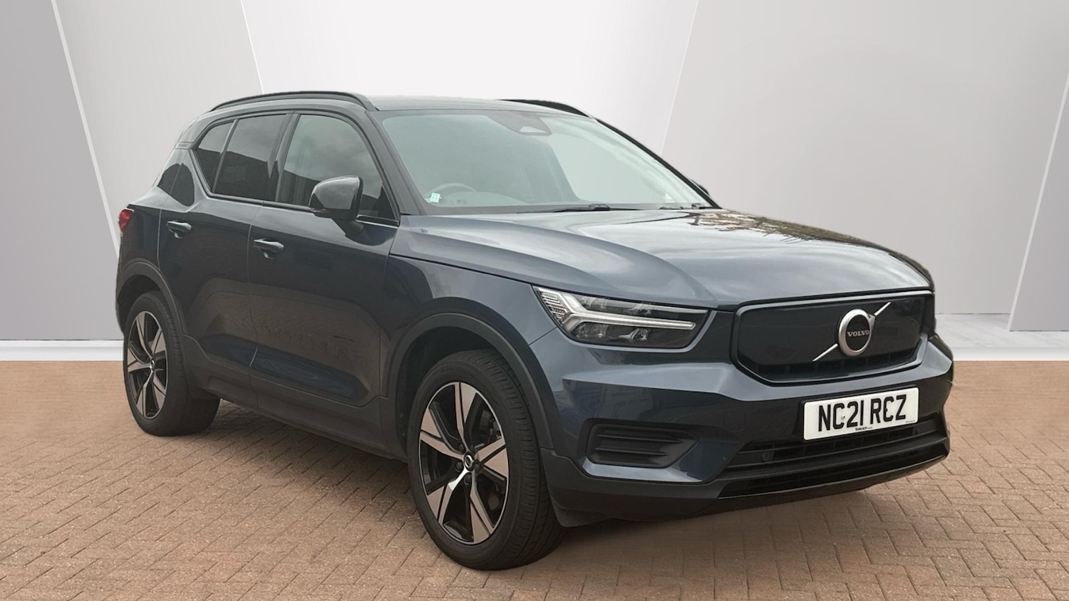 Used Volvo XC40 2021 for sale - 76607135: Photo 1