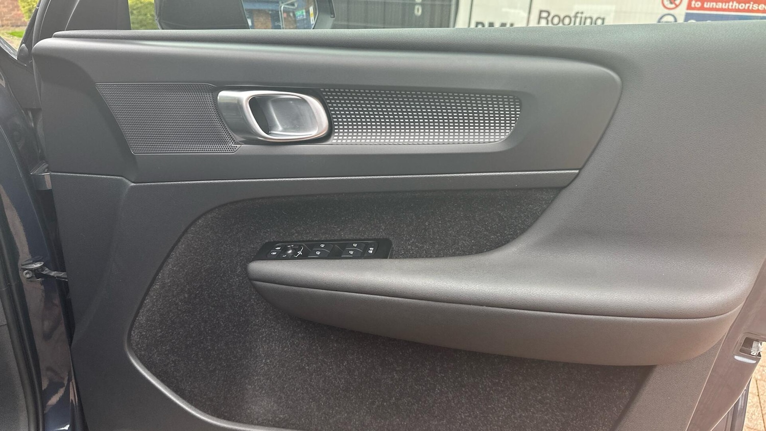 Used Volvo XC40 2021 for sale - 76607135: Photo 26