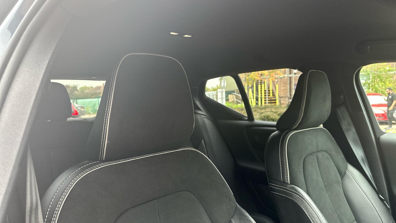 Used Volvo XC40 2021 for sale - 76607135: Photo 28