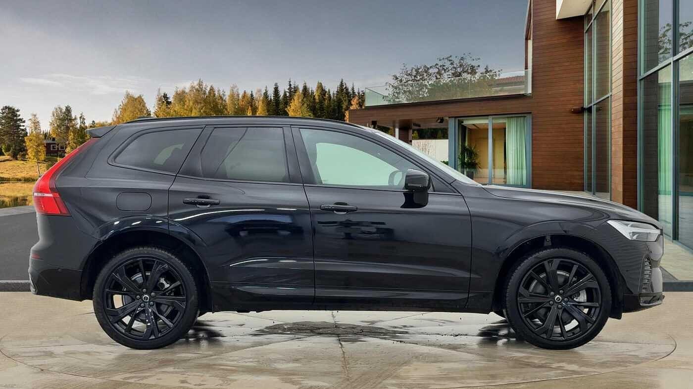 Used Volvo XC60 2024 for sale - 76735292: Photo 2