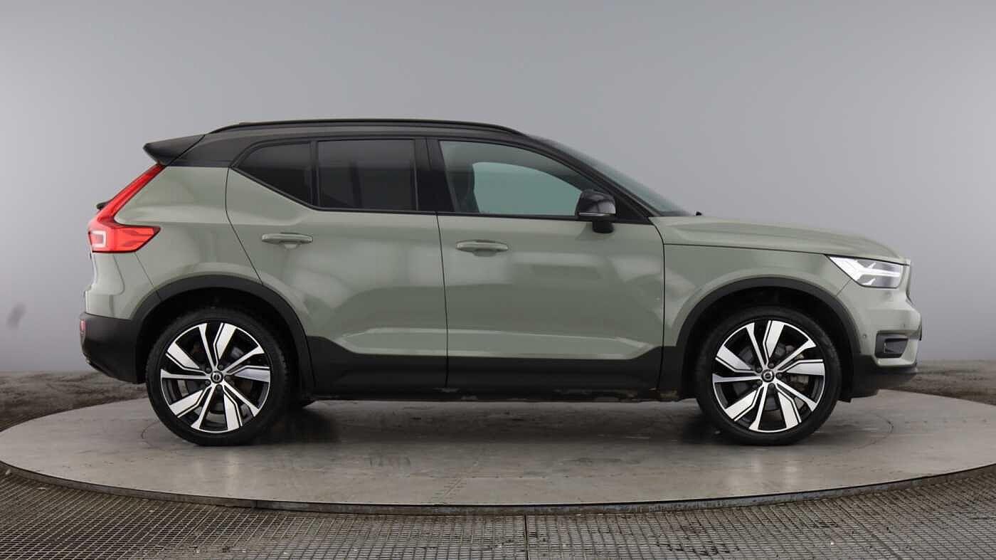 Used Volvo XC40 2022 for sale - 78046954: Photo 2