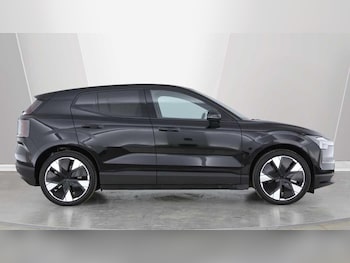 Used Volvo EX30 2025 for sale - 79373137: Photo