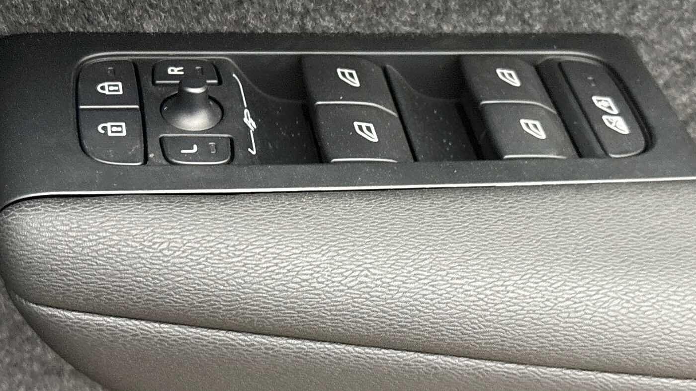 Used Volvo XC40 2026 for sale - 77737991: Photo 25