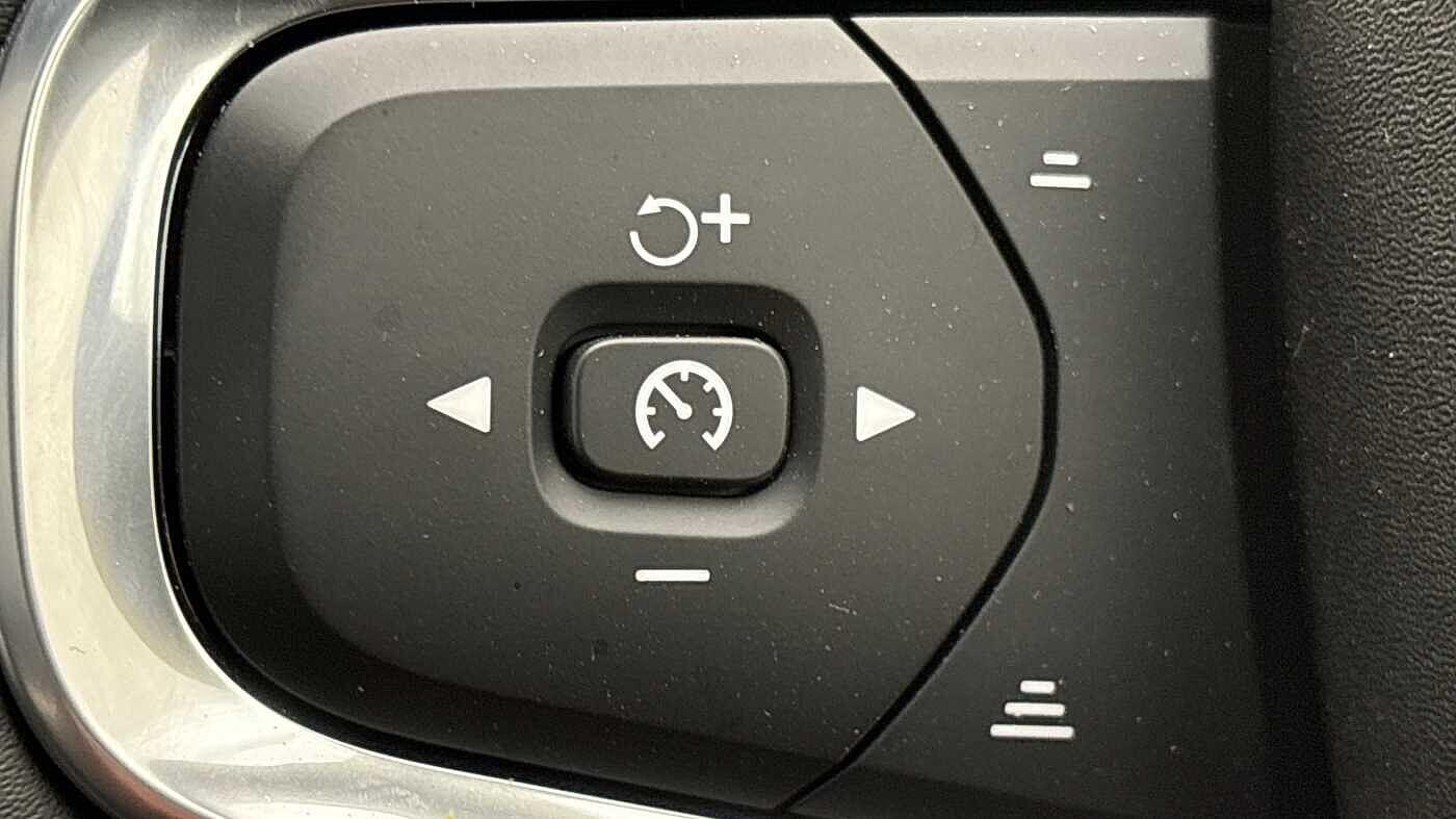 Used Volvo XC40 2026 for sale - 77737991: Photo 31