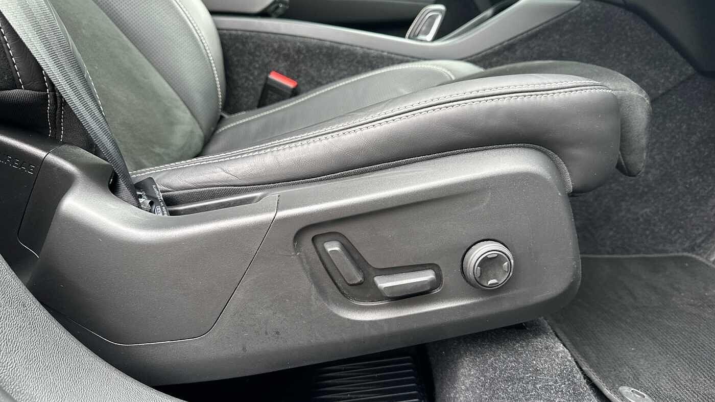 Used Volvo XC40 2020 for sale - 76307685: Photo 46