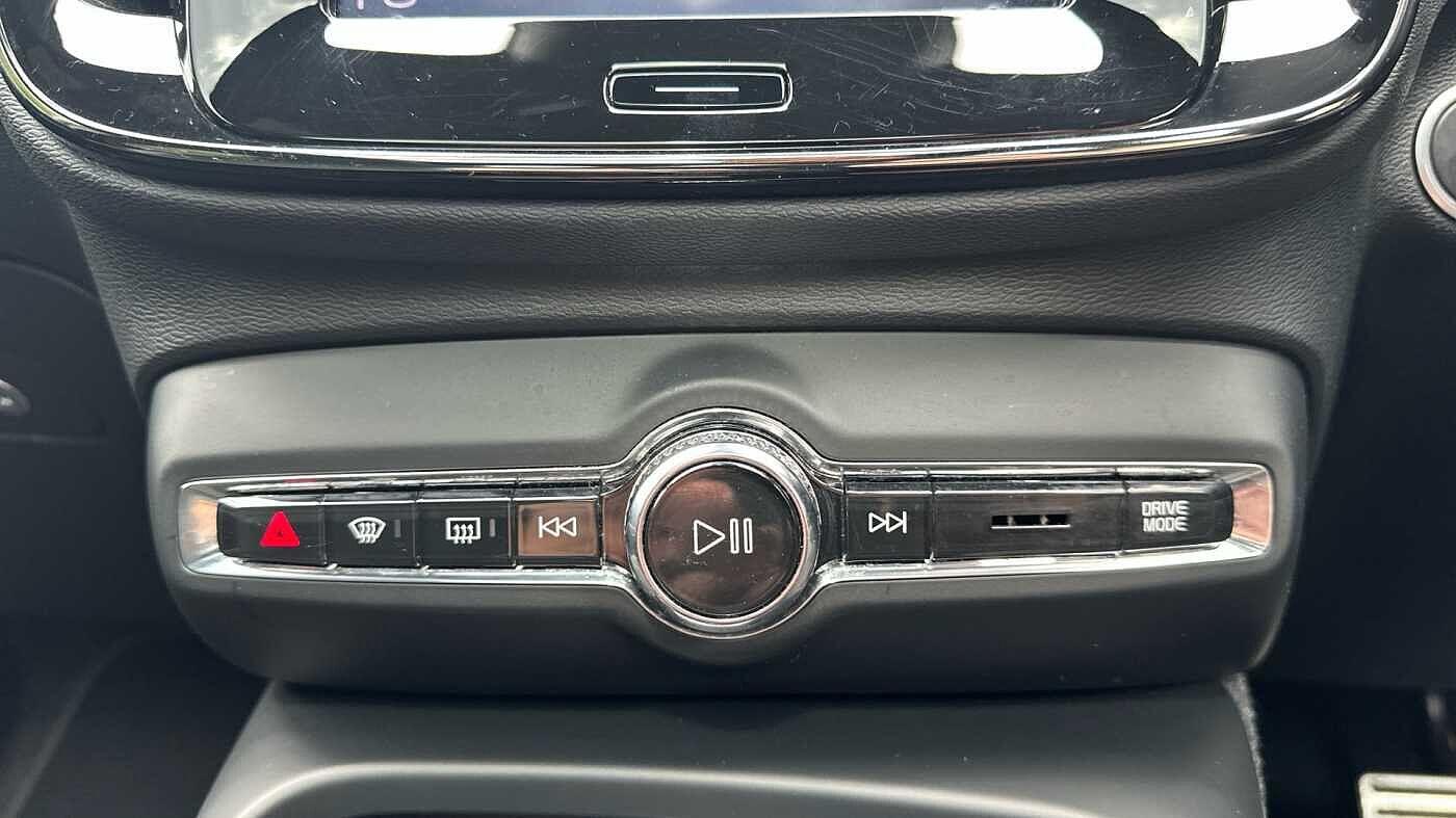 Used Volvo XC40 2020 for sale - 76307685: Photo 53