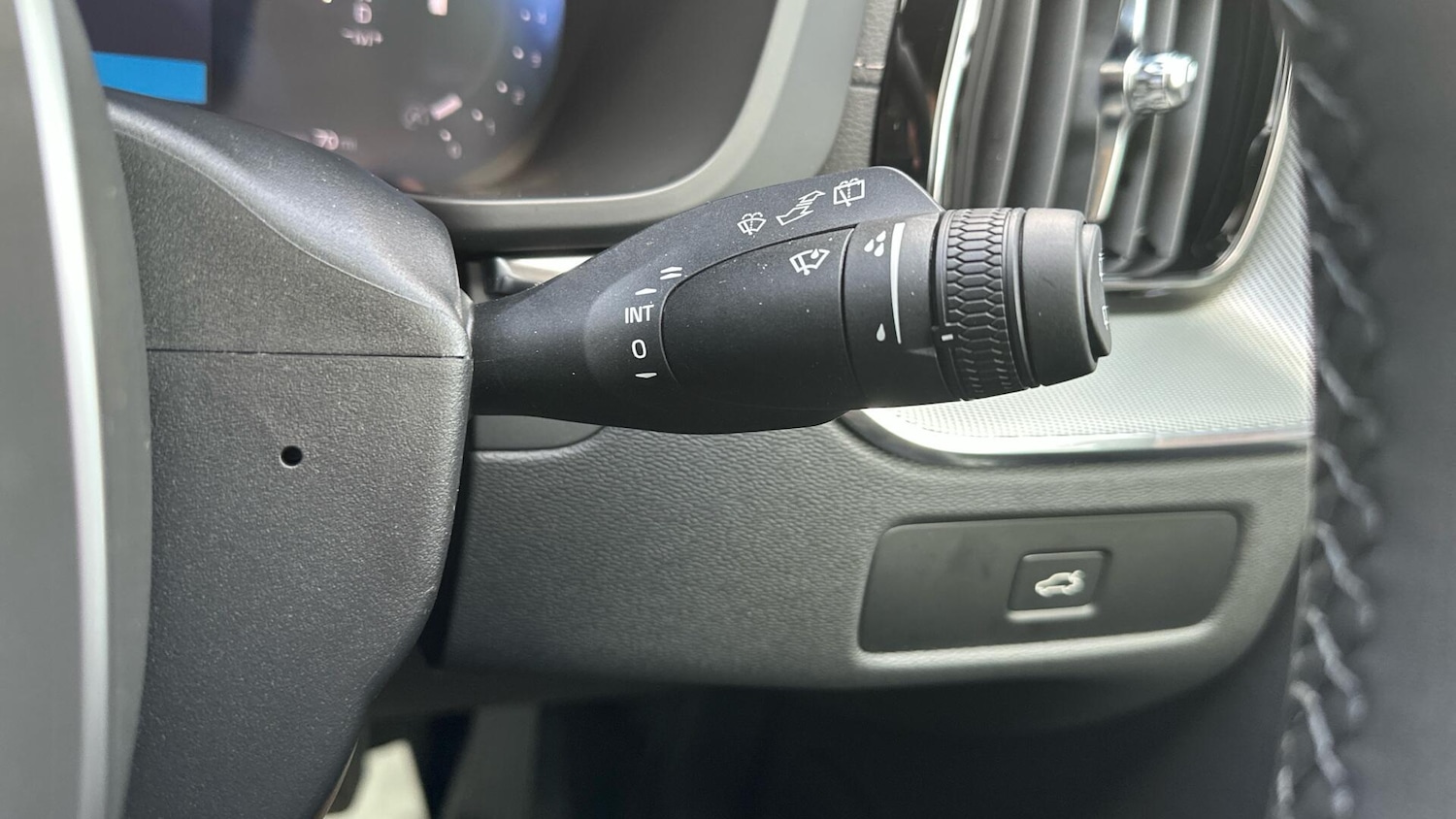 Used Volvo XC60 2025 for sale - 76484333: Photo 21