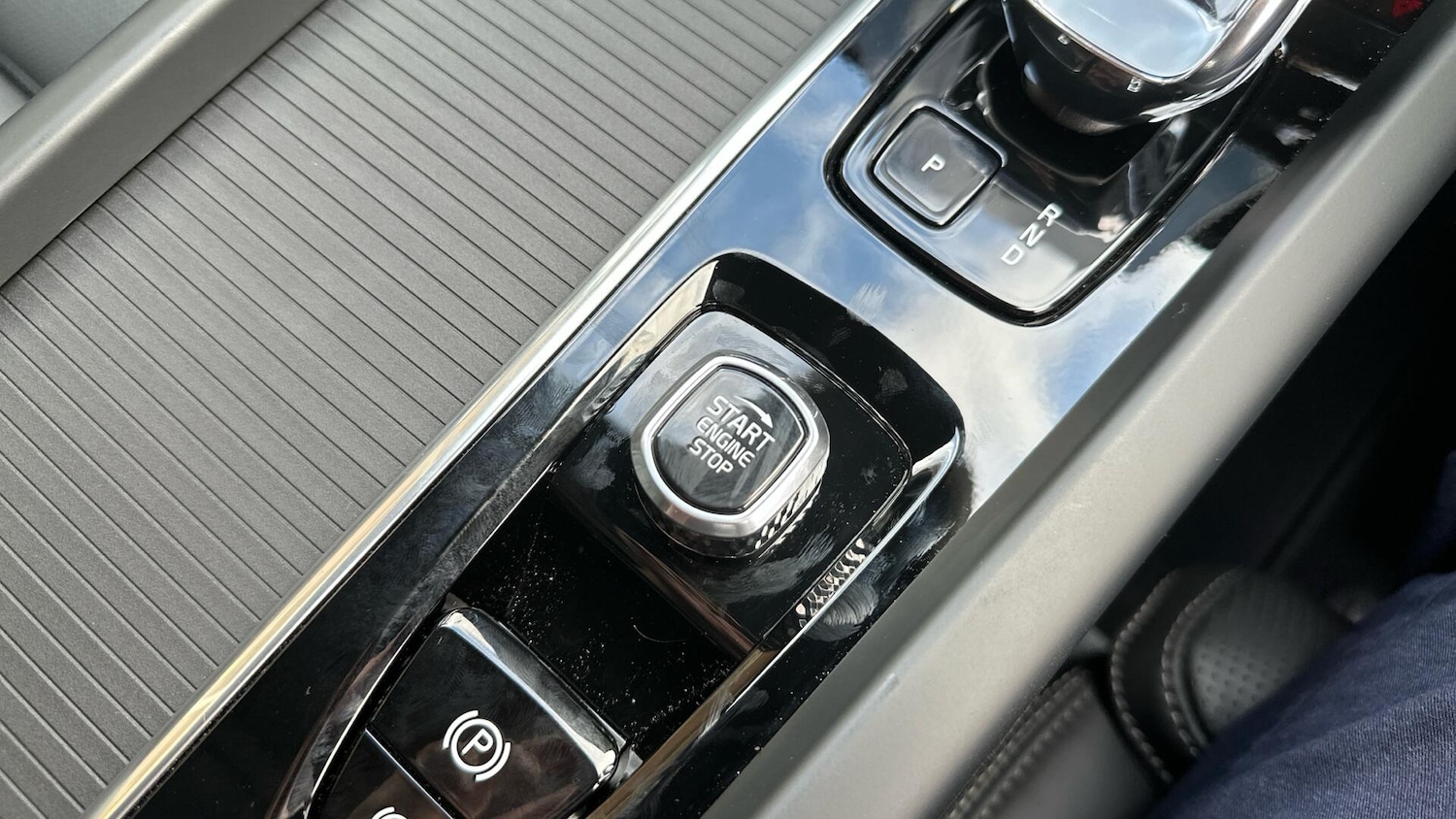 Used Volvo XC60 2025 for sale - 76484333: Photo 25