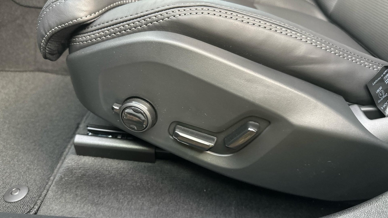 Used Volvo XC60 2025 for sale - 76484333: Photo 37