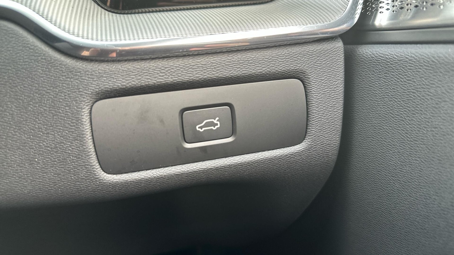 Used Volvo XC60 2025 for sale - 76484333: Photo 43