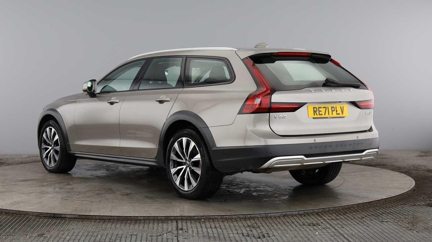 Used Volvo V90 2021 for sale - 76824082: Photo 3