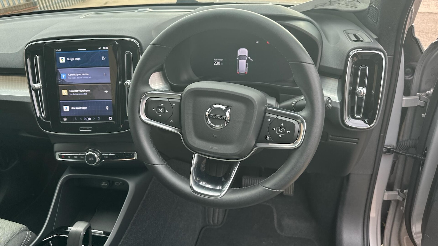 Used Volvo XC40 2023 for sale - 76424423: Photo 10