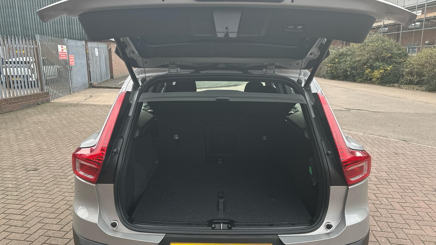 Used Volvo XC40 2023 for sale - 76424423: Photo 13