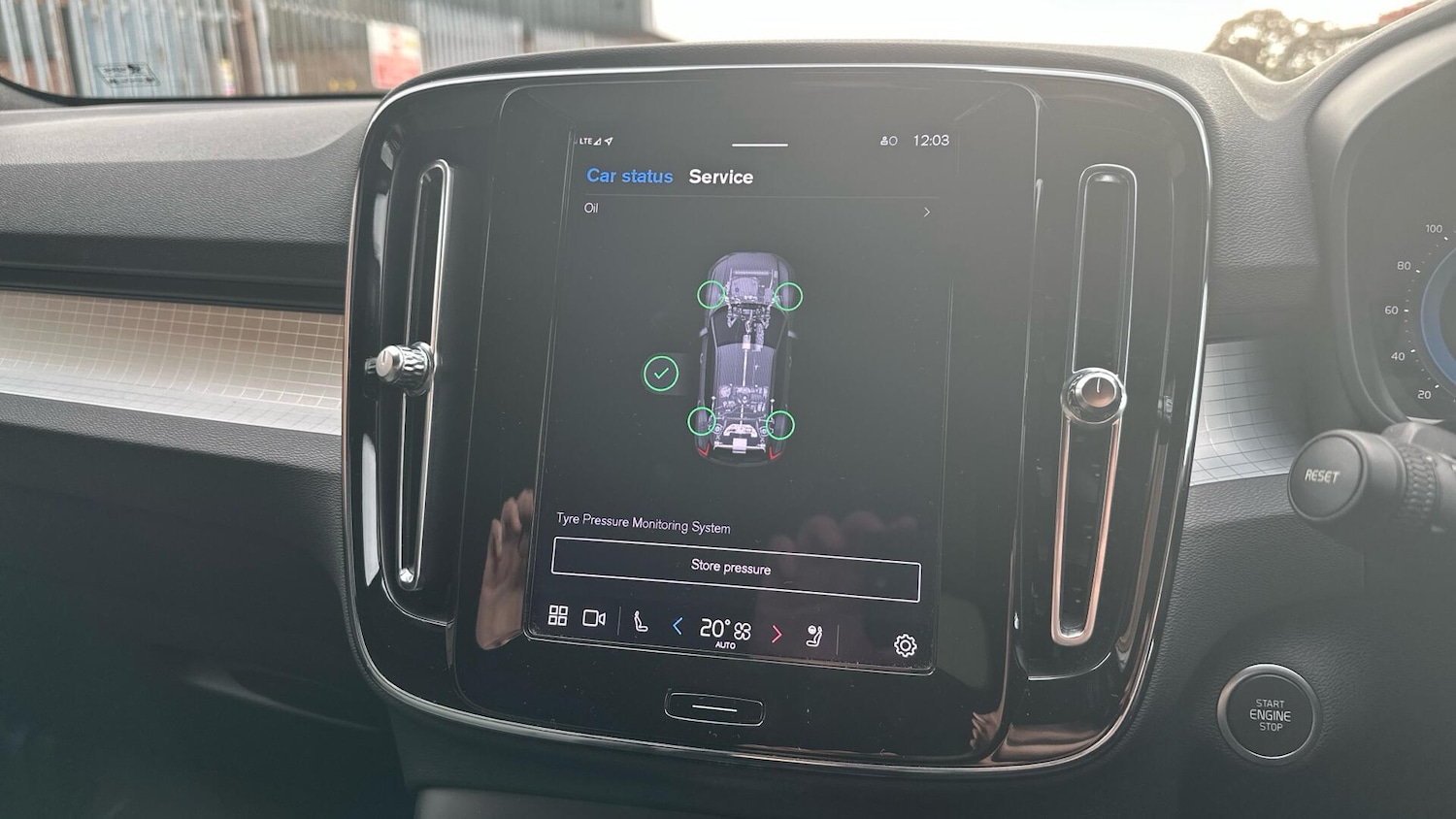 Used Volvo XC40 2023 for sale - 76424423: Photo 14