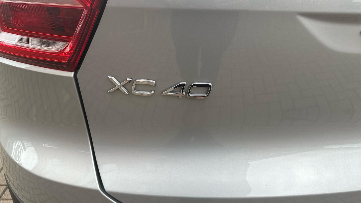 Used Volvo XC40 2023 for sale - 76424423: Photo 35