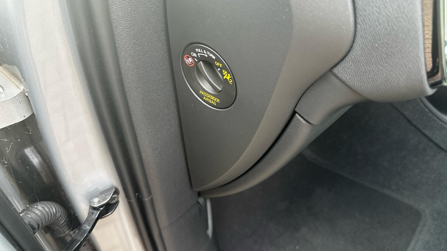 Used Volvo XC40 2023 for sale - 76424423: Photo 47