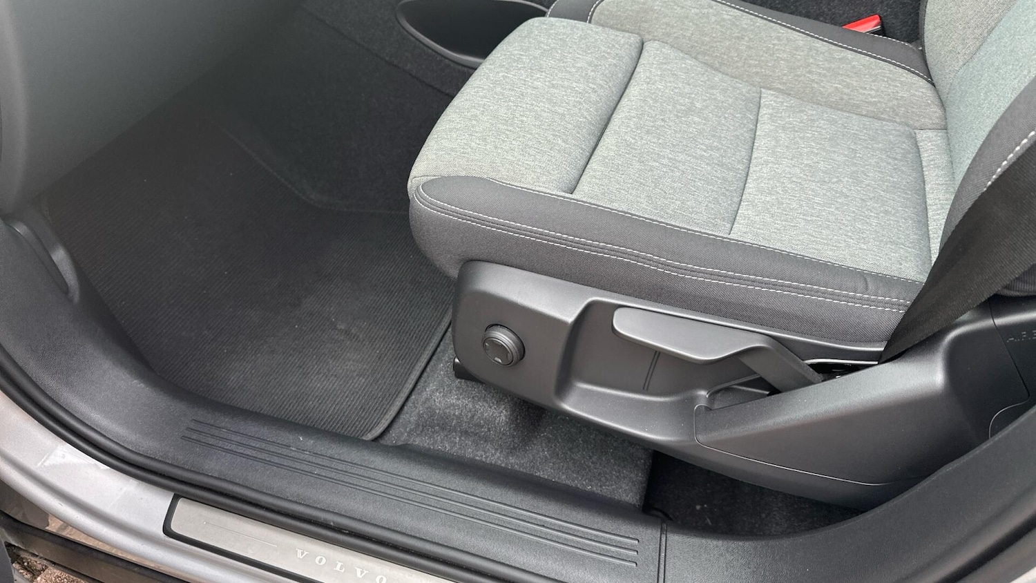 Used Volvo XC40 2023 for sale - 76424423: Photo 49