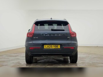 Used Volvo XC40 2025 for sale - 78947273: Photo
