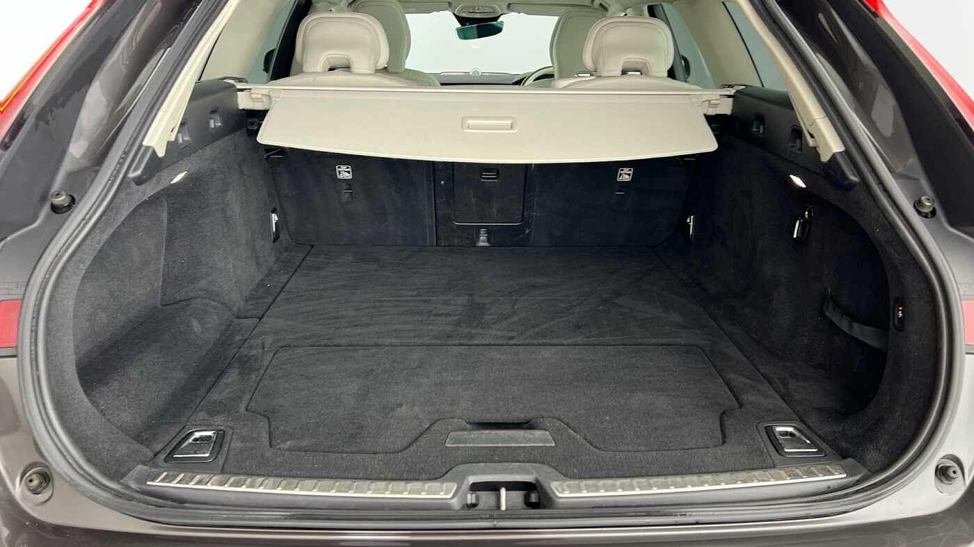 Used Volvo V90 2022 for sale - 77215728: Photo 5