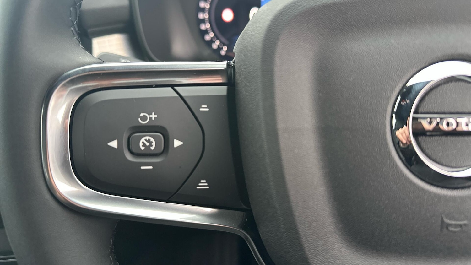 Used Volvo XC40 for sale - 78058695: Photo 20