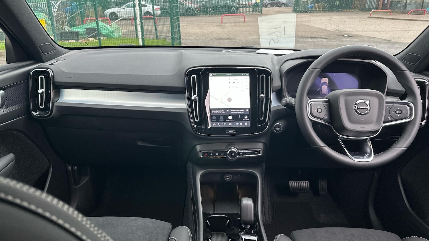 Used Volvo XC40 for sale - 78058695: Photo 5