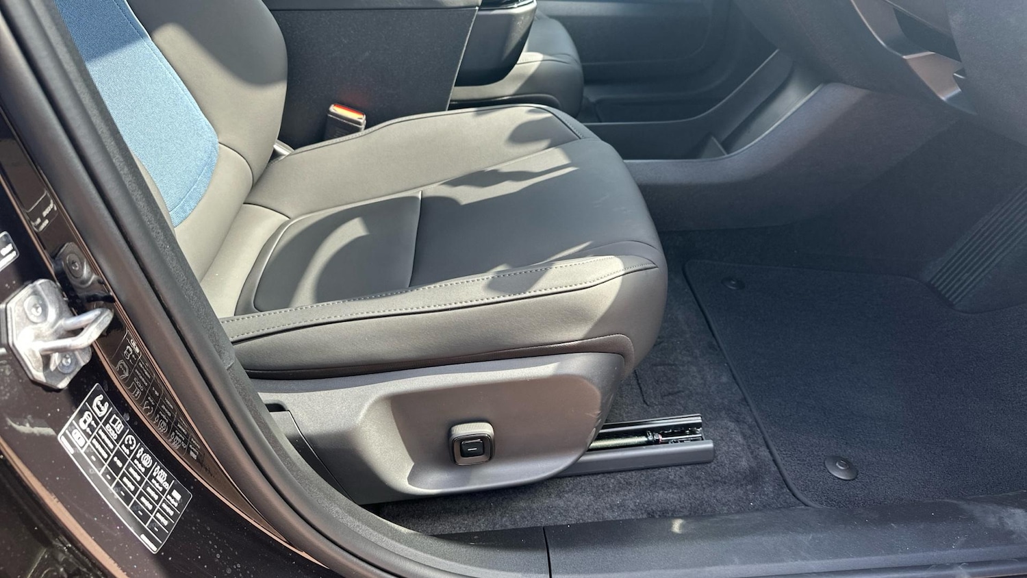 Used Volvo EX30 2025 for sale - 76484618: Photo 30