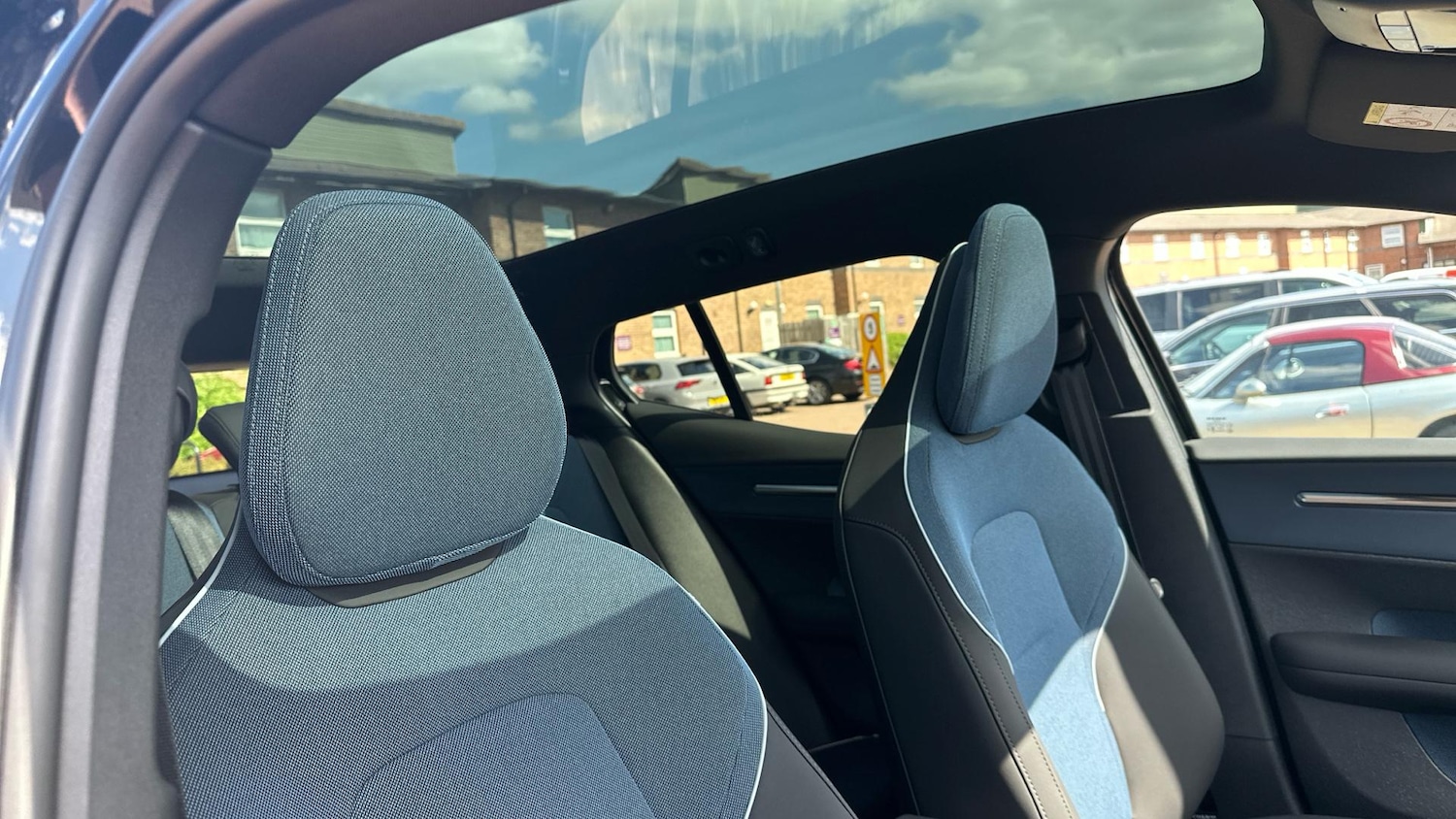 Used Volvo EX30 2025 for sale - 76484618: Photo 31