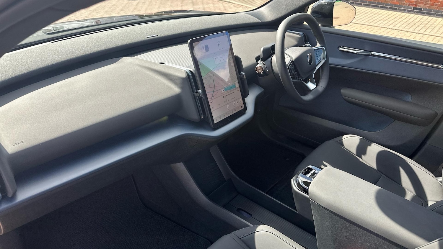 Used Volvo EX30 2025 for sale - 76484618: Photo 45