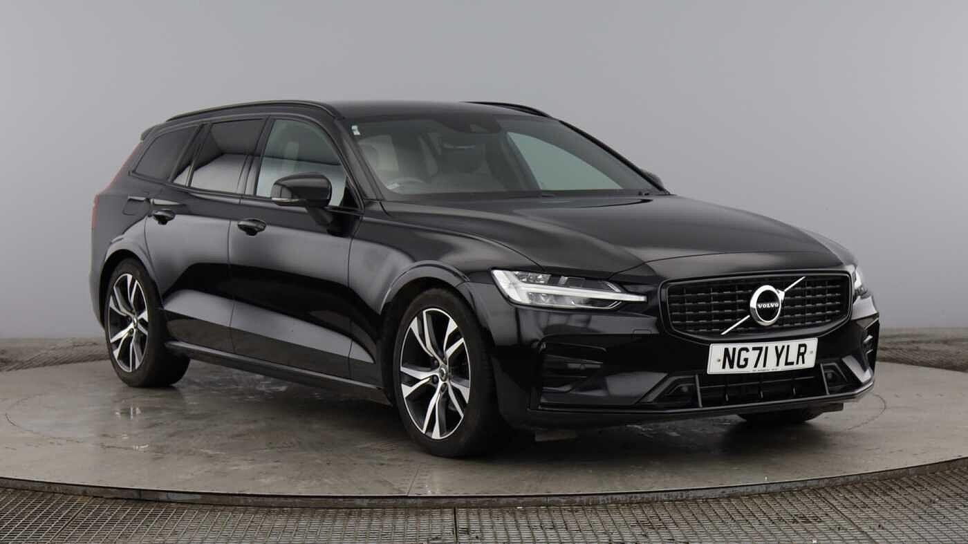 Used Volvo V60 2022 for sale - 77387377: Photo 1