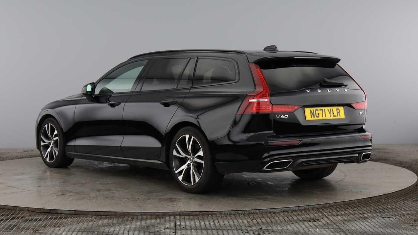 Used Volvo V60 2022 for sale - 77387377: Photo 3