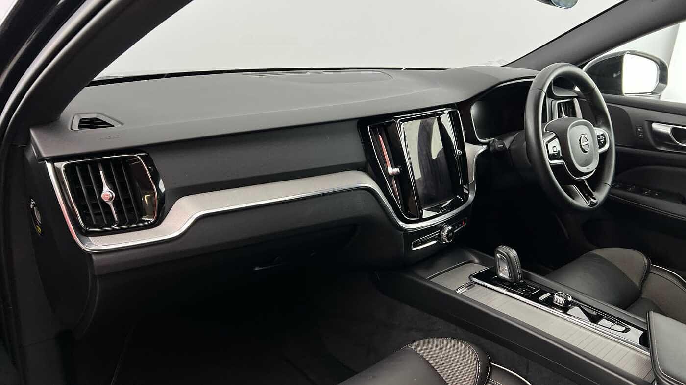 Used Volvo V60 2022 for sale - 77387377: Photo 6