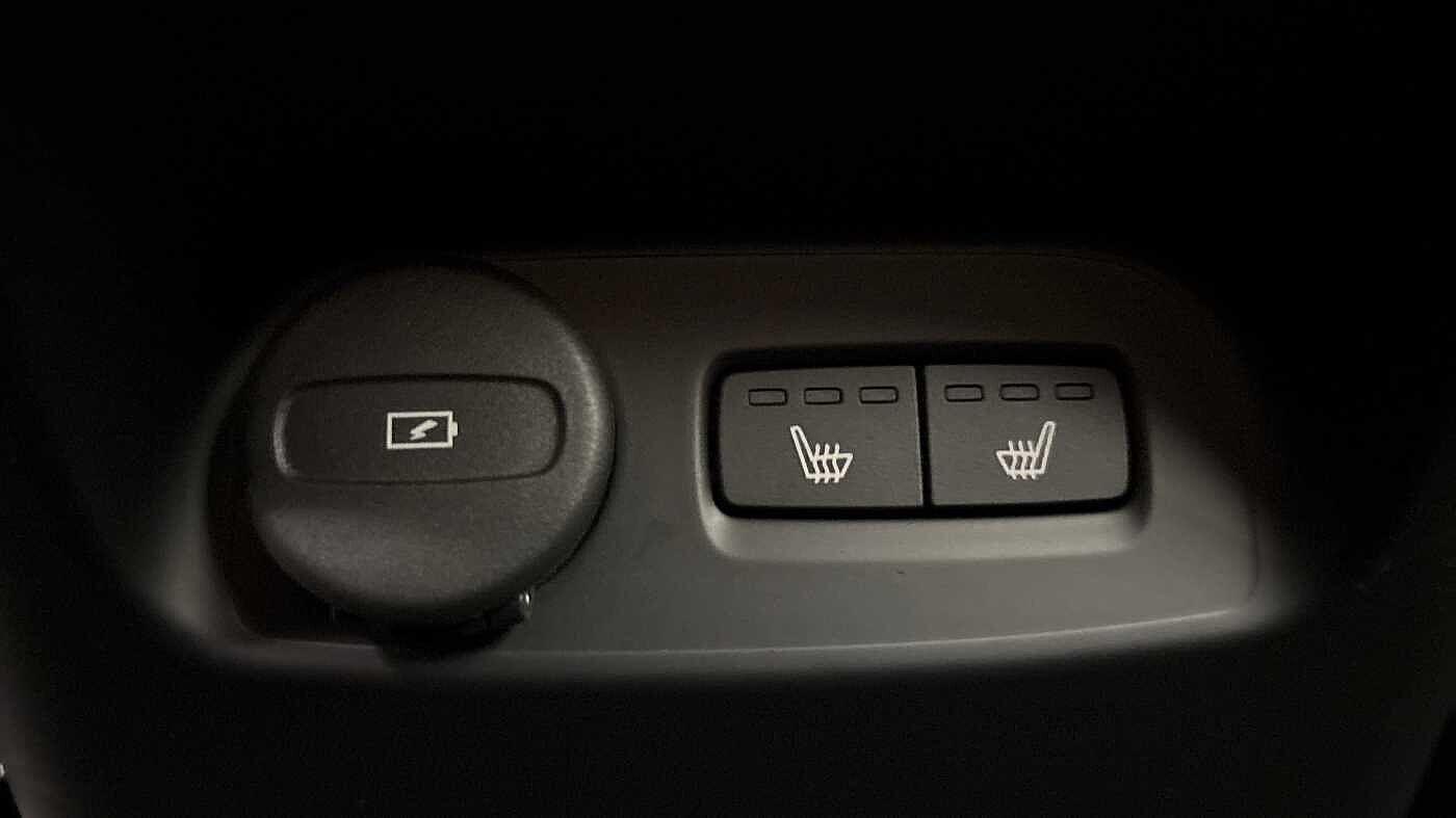 Used Volvo XC40 2022 for sale - 76597403: Photo 17