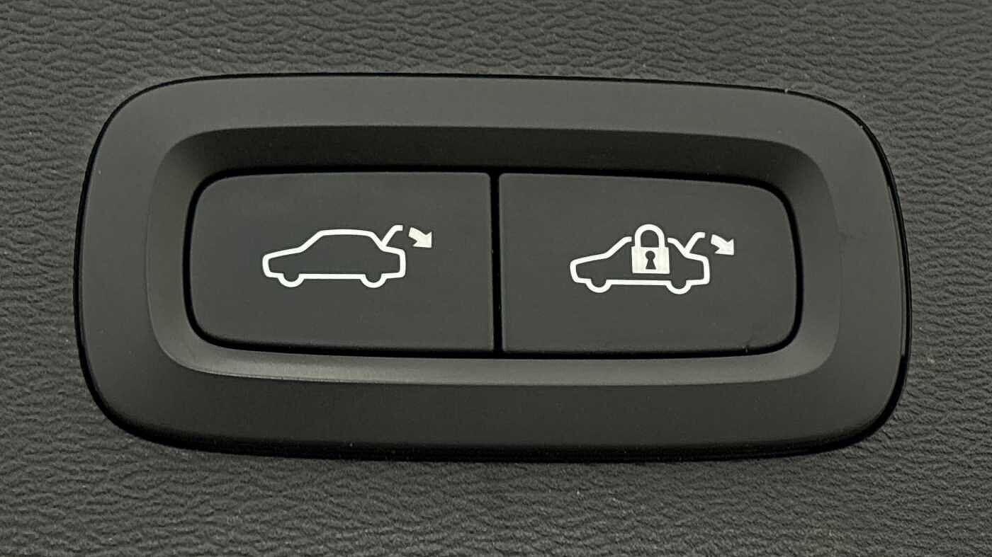 Used Volvo XC40 2022 for sale - 76597403: Photo 18