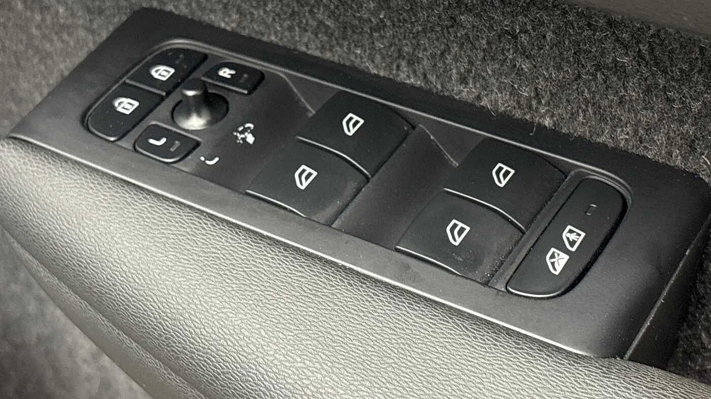 Used Volvo XC40 2022 for sale - 76597403: Photo 24